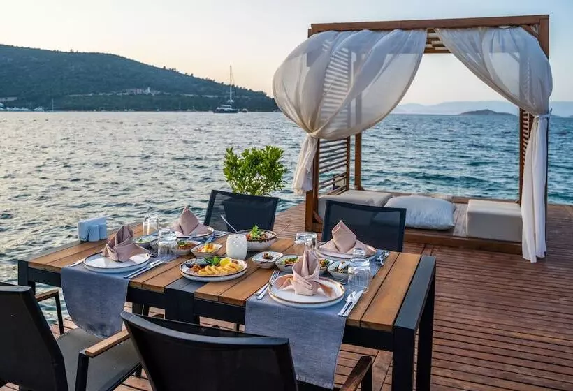 Fotos del hotel Moyo Luxury Boutique Hotel & Beach:  17