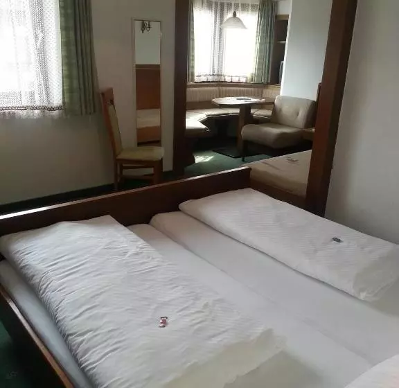 Fotos del hotel Garni Dietrich:  11