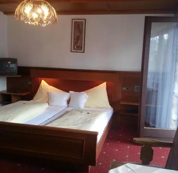 Fotos del hotel Garni Dietrich:  13