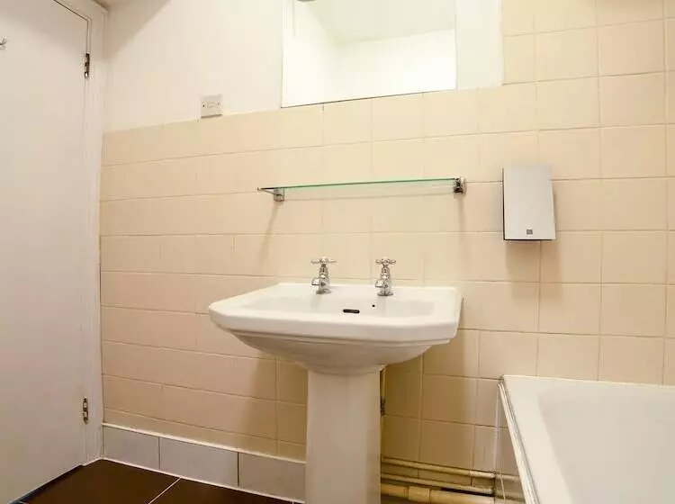 Fotos del hotel OYO London Luton:  15