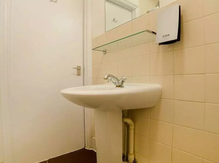 Fotos del hotel OYO London Luton:  11