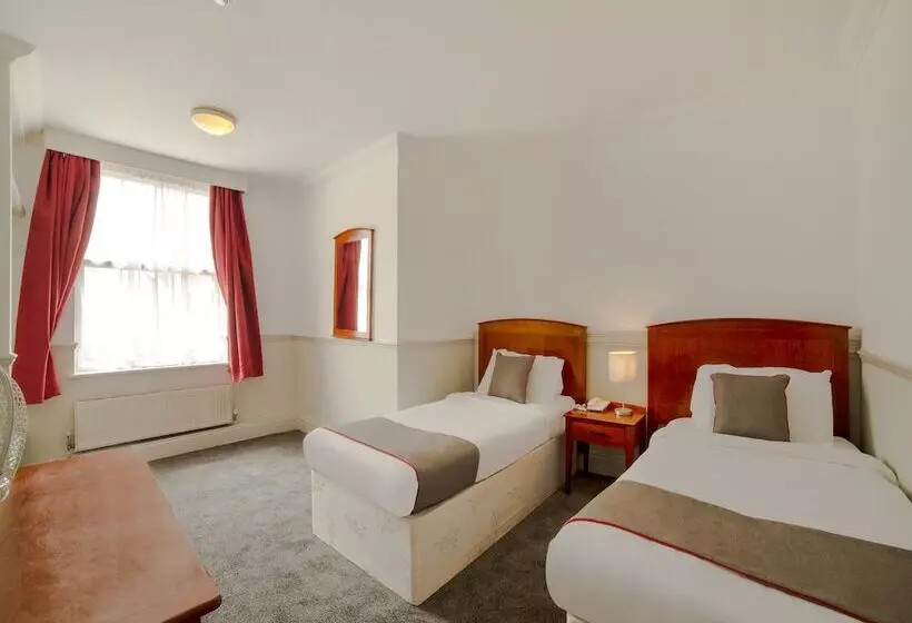 Fotos del hotel OYO London Luton:  10