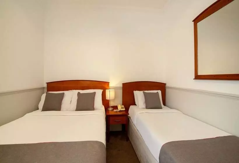 Fotos del hotel OYO London Luton:  20