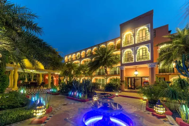 Floral  Sheik Istana Chiangmai