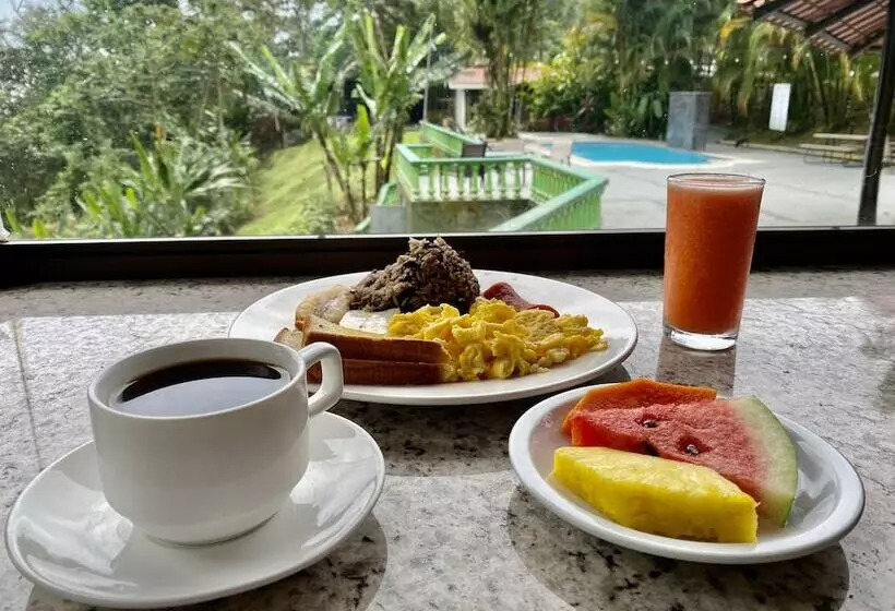 Fotos del hotel Green Lagoon Wellbeing Resort:  2