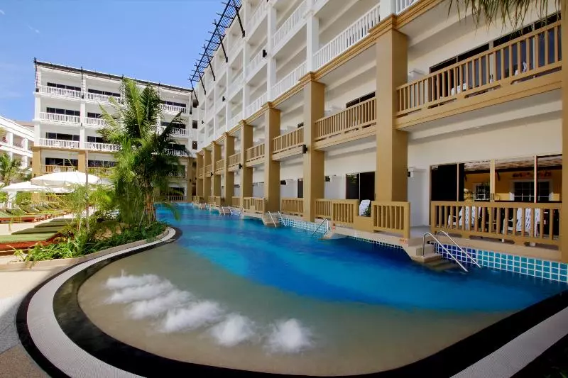 Kata Sea Breeze Resort