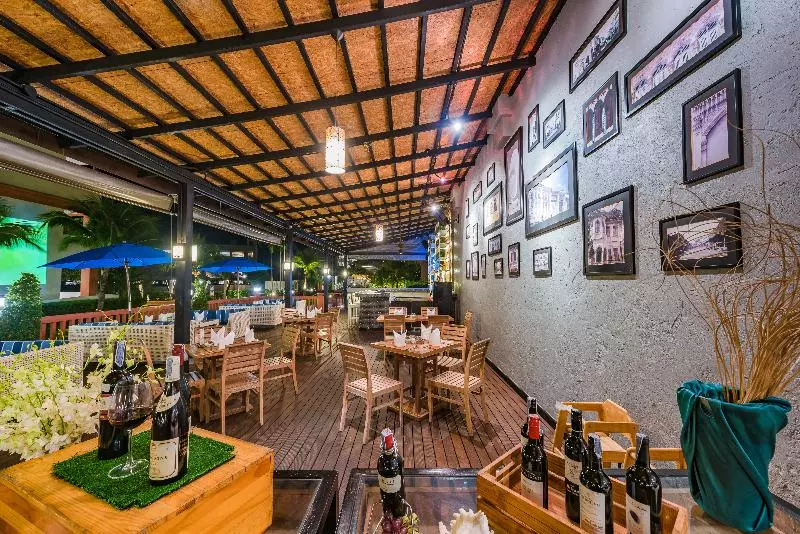 Fotos del hotel Kata Sea Breeze Resort:  15