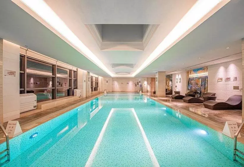 Holiday Inn Qingdao City Center, An Ihg