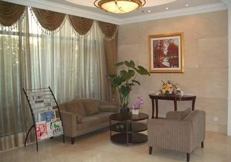 Fotos del hotel Ladoll Service Apartments:  17