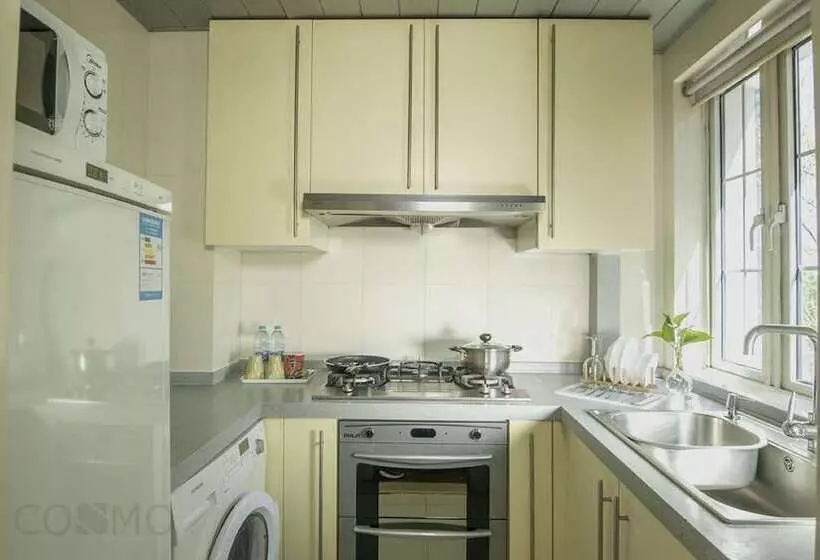 Fotos del hotel Ladoll Service Apartments:  14