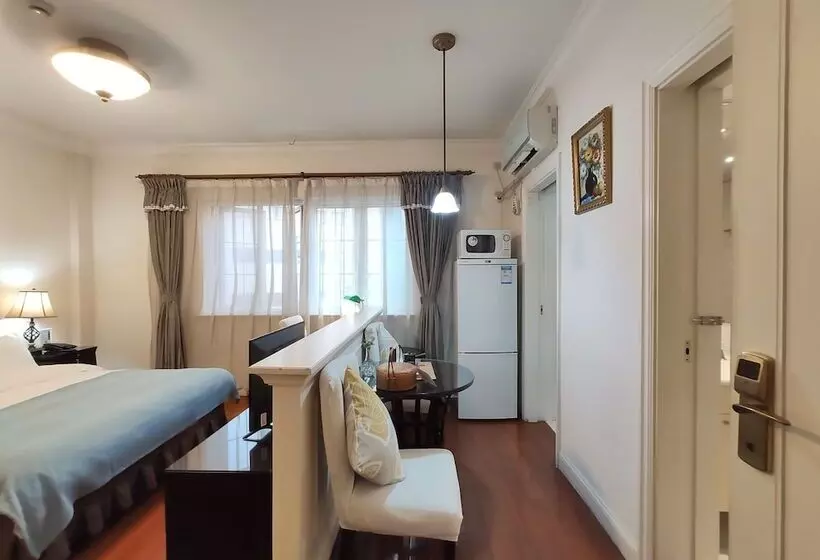 Fotos del hotel Ladoll Service Apartments:  19