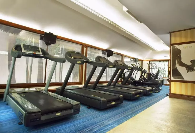 Fotos del hotel The Paul Bangalore:  3