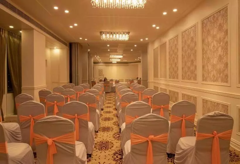 Fotos del hotel Le Royce Hotel:  3