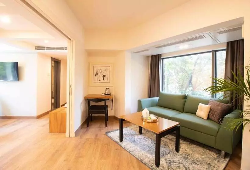 Fotos del hotel Le Royce Hotel:  15