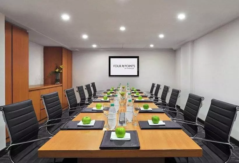 Fotos del hotel Four Points By Sheraton Hotel And Serviced Apartments:  6