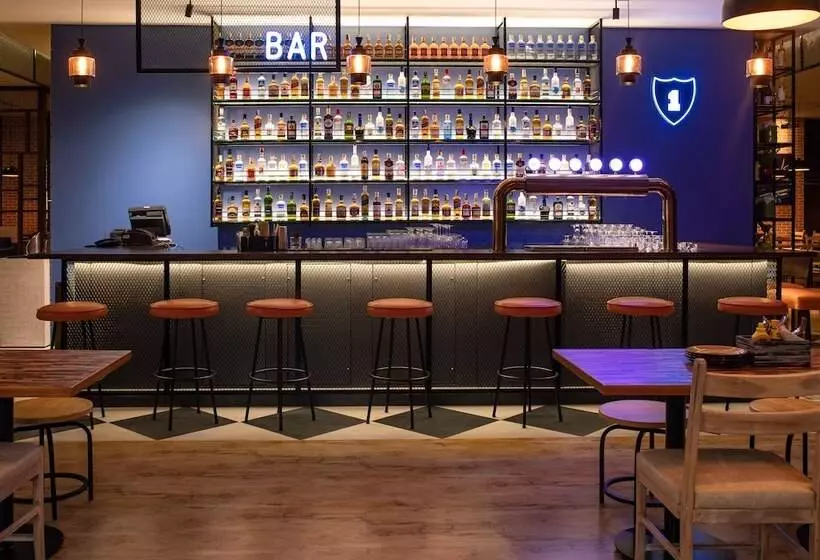 Fotos del hotel Four Points By Sheraton Hotel And Serviced Apartments:  15