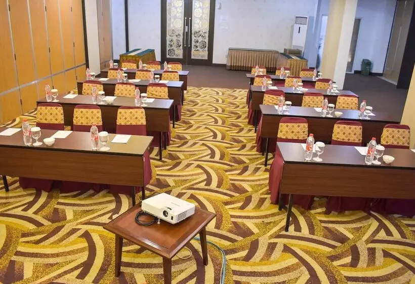 Fotos del hotel Abadi Hotel Jogja:  15