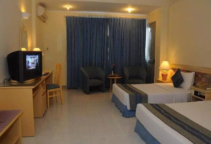 Fotos del hotel Bat Dat:  7