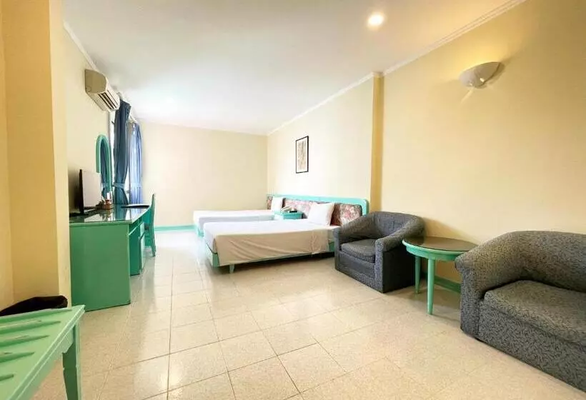 Fotos del hotel Bat Dat:  18