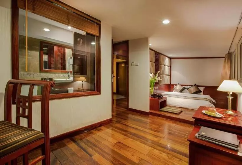 Fotos del hotel Conifer Boutique:  10