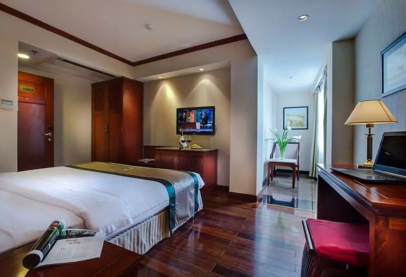 Fotos del hotel Conifer Boutique:  5