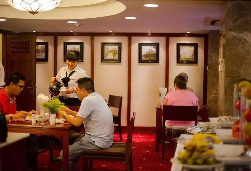 Fotos del hotel Conifer Boutique:  13