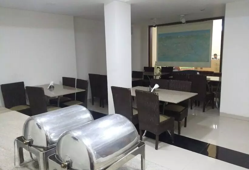 Fotos del hotel Divine Inn:  2