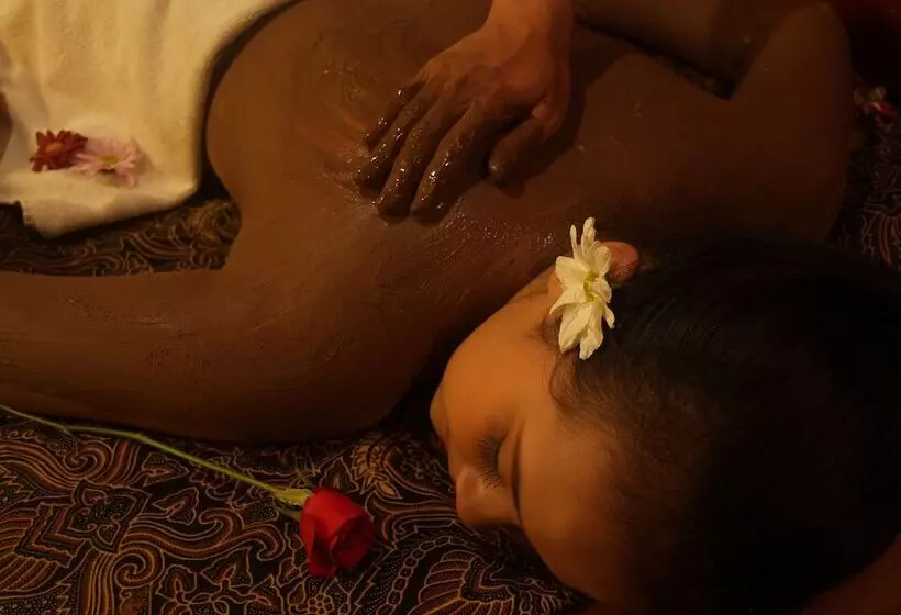 Fotos del hotel Gumilang Regency  By Gumilang Hospitality:  4