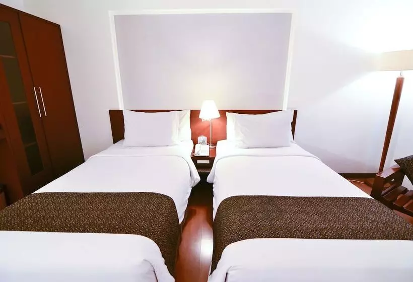 Fotos del hotel Gumilang Regency  By Gumilang Hospitality:  20