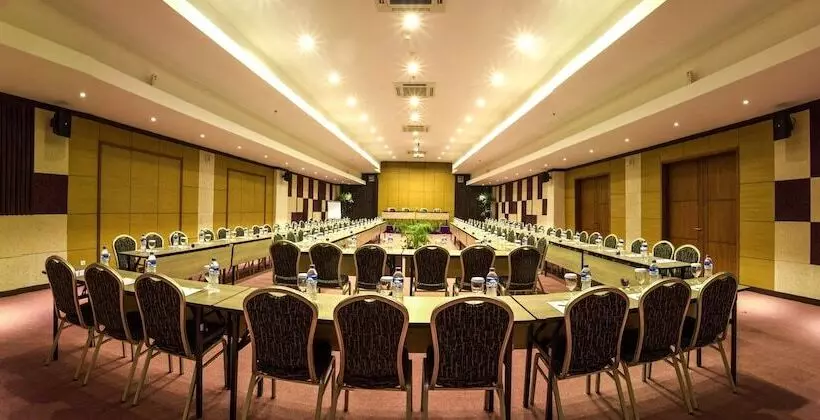 Fotos del hotel Kuta Central Park:  5