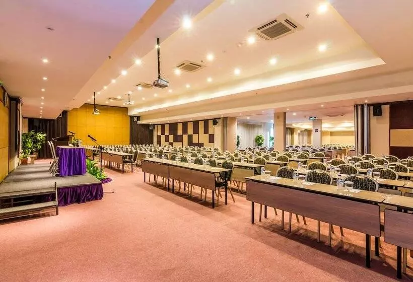 Fotos del hotel Kuta Central Park:  11