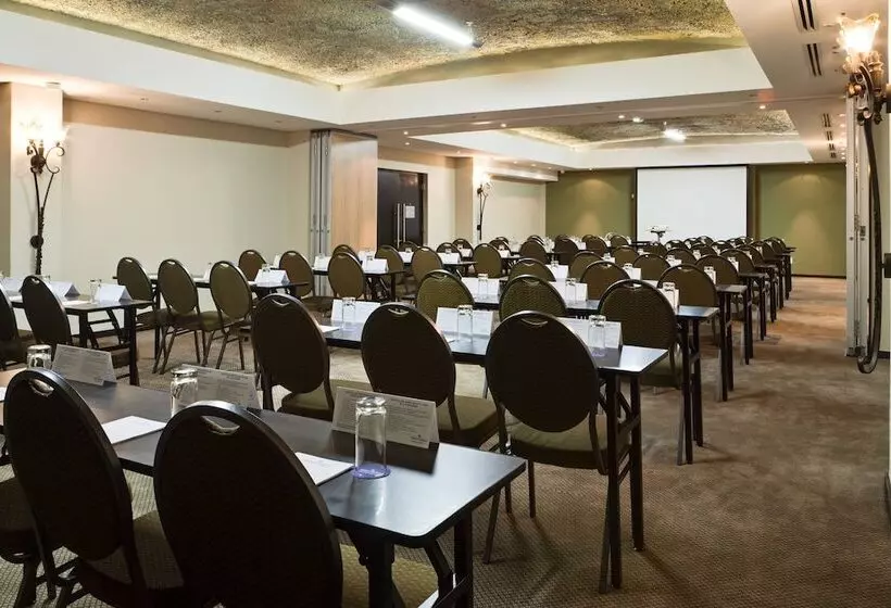 Fotos del hotel Protea Hotel By Marriott Cape Town Durbanville:  21