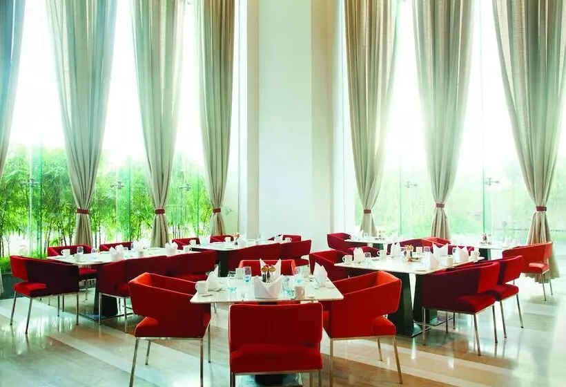 Fotos del hotel Radisson Blu Hotel Pune Kharadi:  22