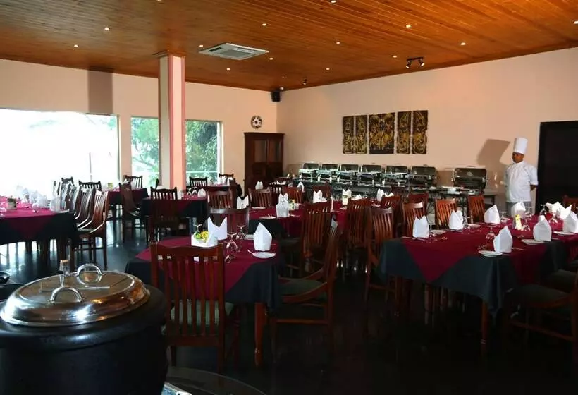 Fotos del hotel Randholee Resort & Spa:  15