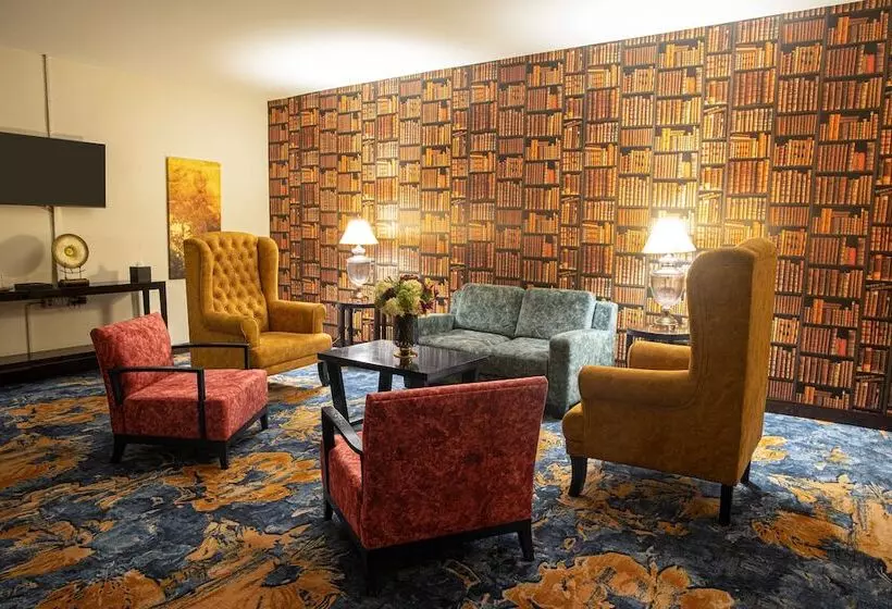 Fotos del hotel Somerset Greenways Chennai:  2