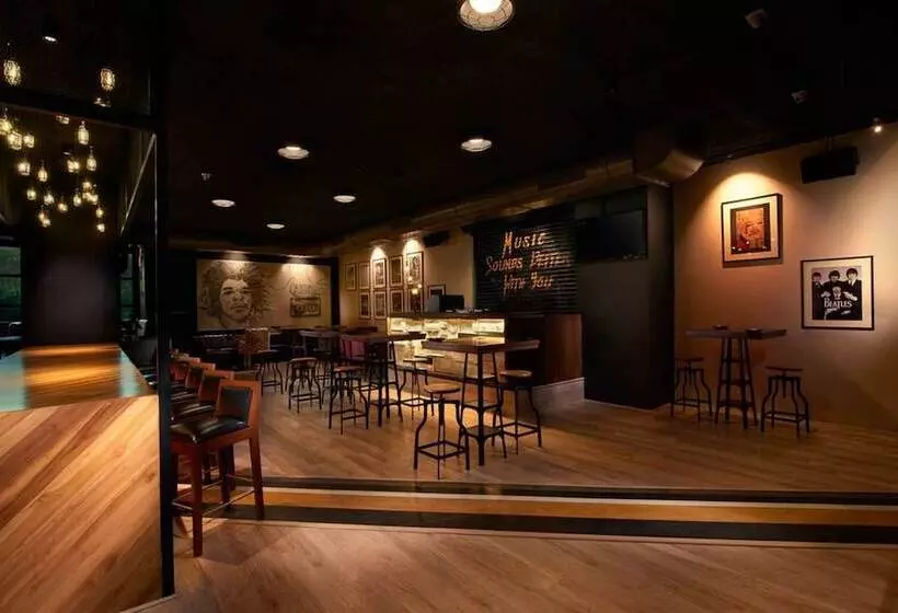 Fotos del hotel Somerset Greenways Chennai:  5