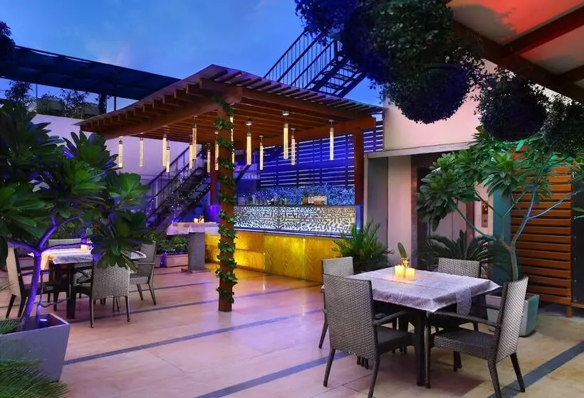 Fotos del hotel The Ashtan Sarovar Portico:  13