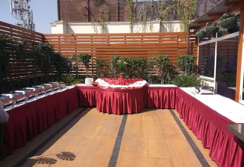 Fotos del hotel The Ashtan Sarovar Portico:  7