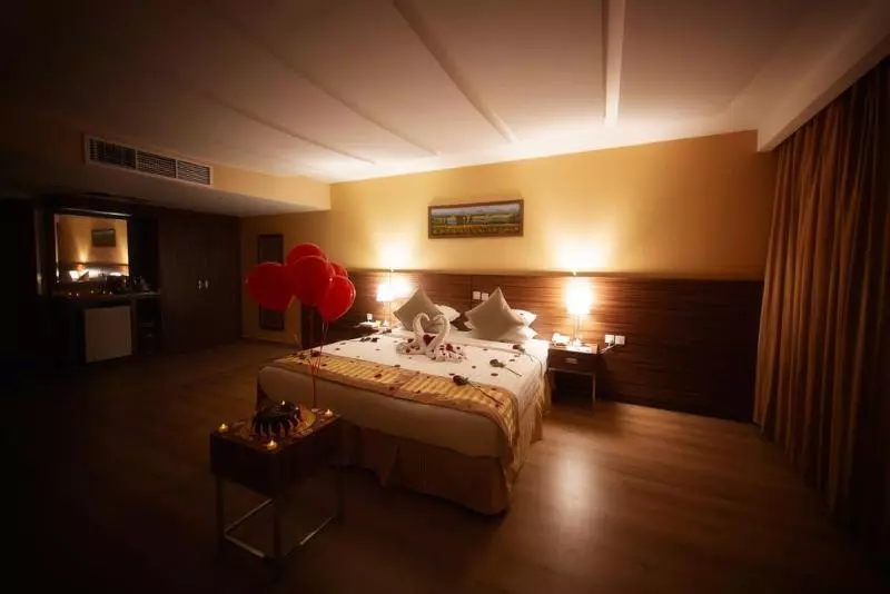 Fotos del hotel Al Safwah Royale Orchid Hotel:  15