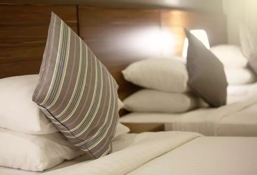 Fotos del hotel Al Safwah Royale Orchid Hotel:  11