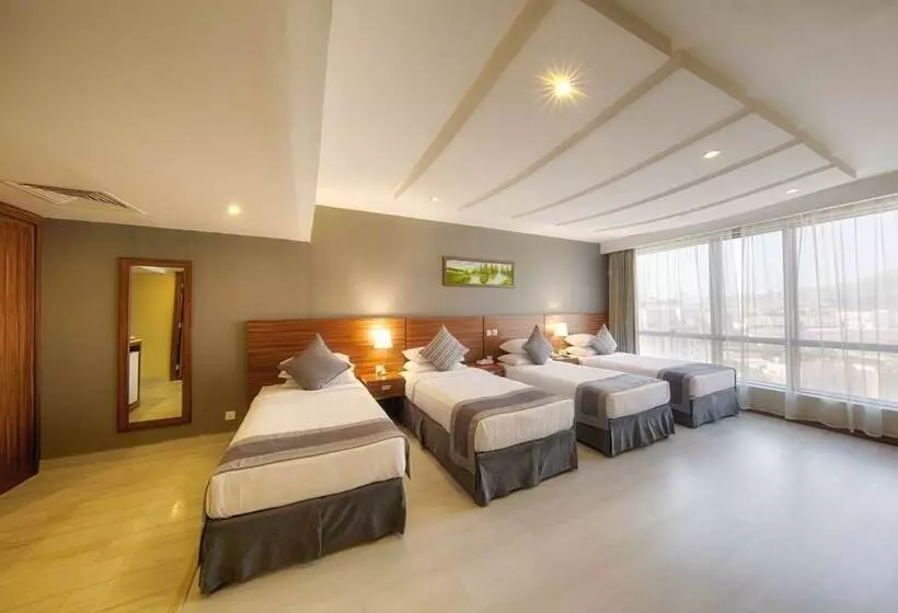 Fotos del hotel Al Safwah Royale Orchid Hotel:  9