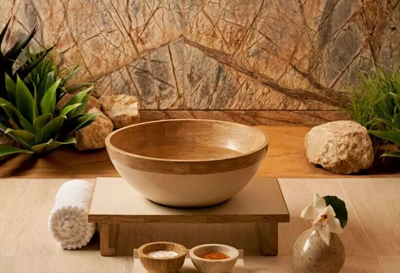 Fotos del hotel Andaz Capital Gate Abu Dhabi  A Concept By Hyatt:  10