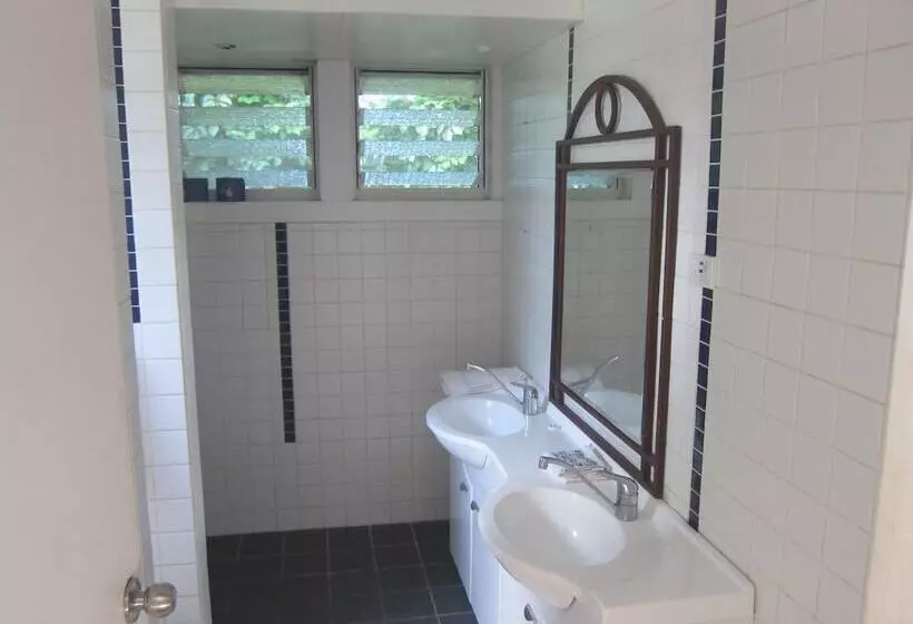 Fotos del hotel Raina Holiday Accommodation:  16