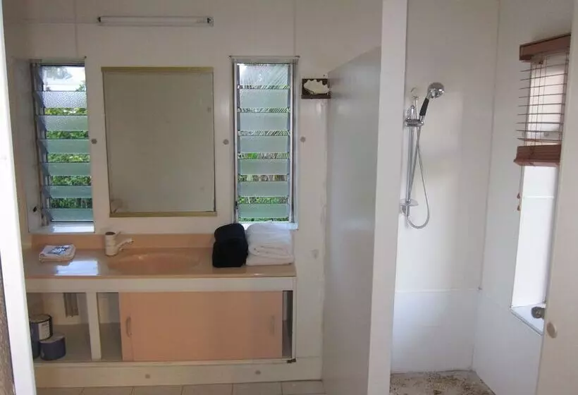 Fotos del hotel Raina Holiday Accommodation:  18