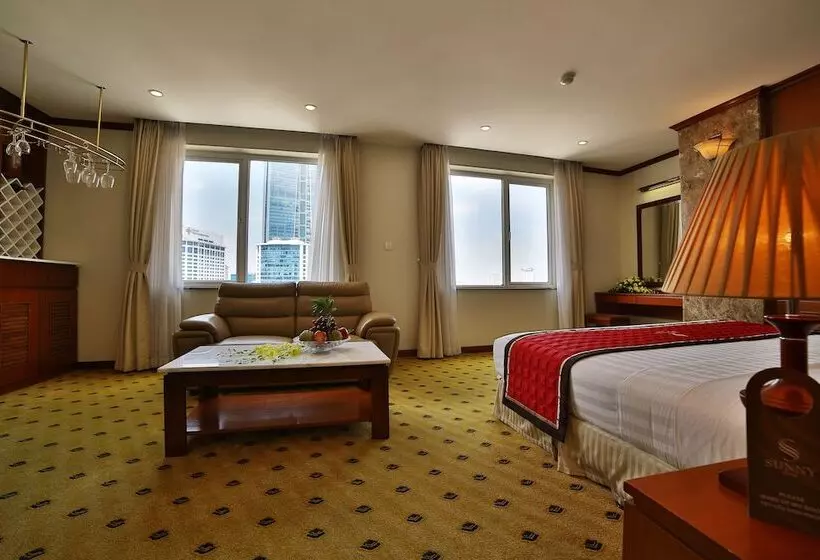 Fotos del hotel Sunny  1:  4