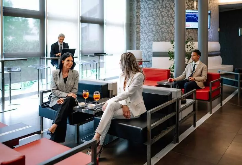 Fotos del hotel Cosmopolitan Bologna:  8