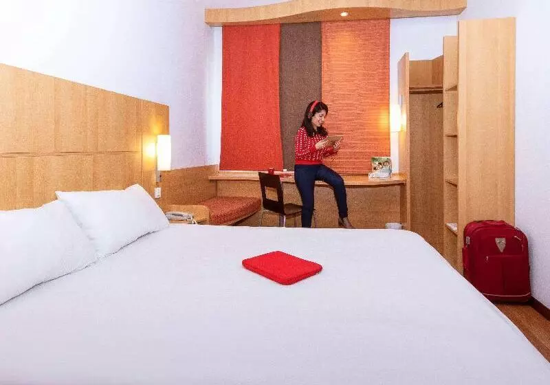 Fotos del hotel Ibis Tunis:  12