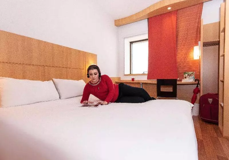 Fotos del hotel Ibis Tunis:  7