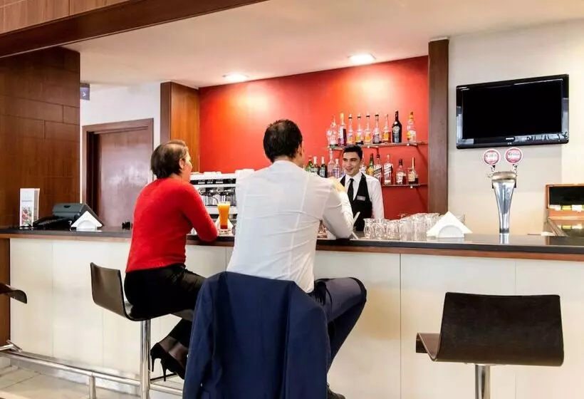 Fotos del hotel Ibis Tunis:  4