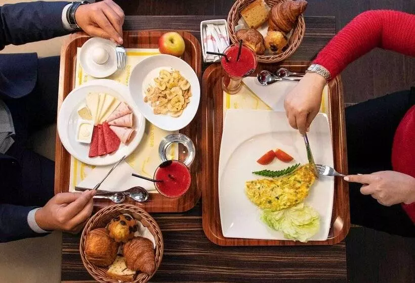 Fotos del hotel Ibis Tunis:  3